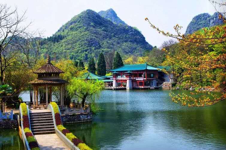景点大全 名胜古迹  一个古老的传说有一个古老的传说,很久以前,桂林